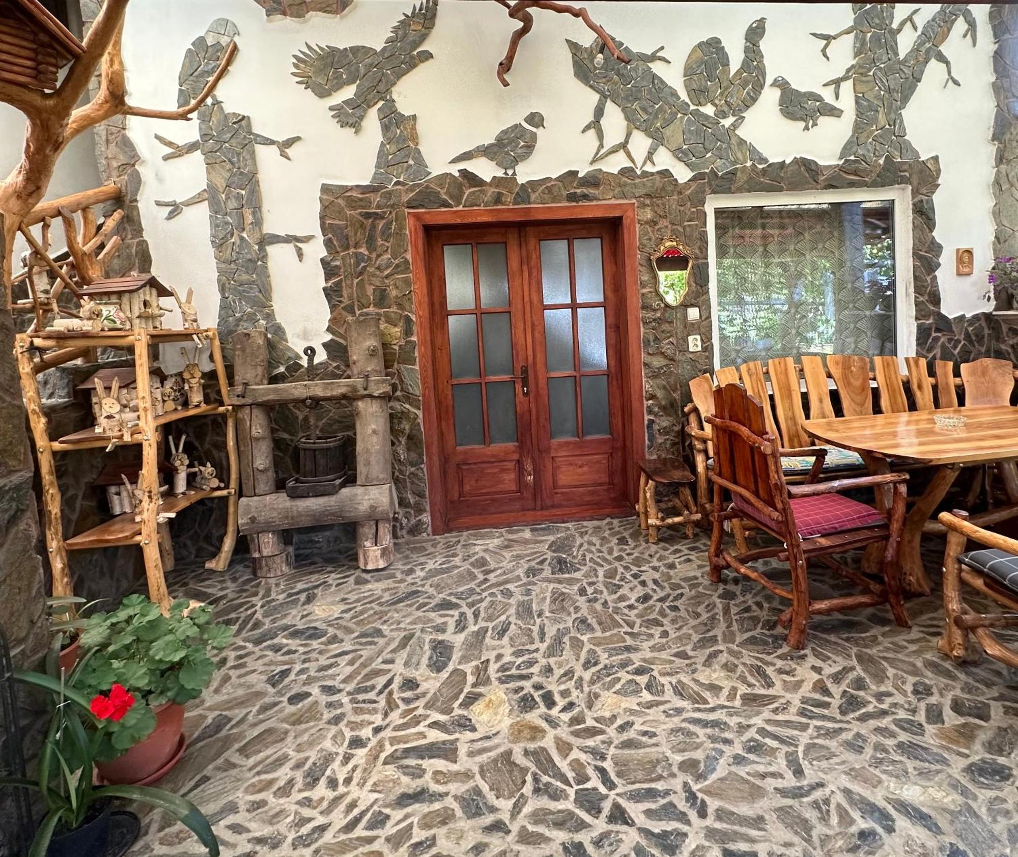 Casa Vlad Hotel Haţeg Buitenkant foto