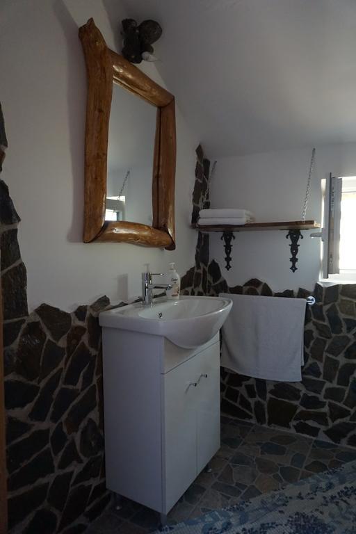 Casa Vlad Hotel Haţeg Buitenkant foto