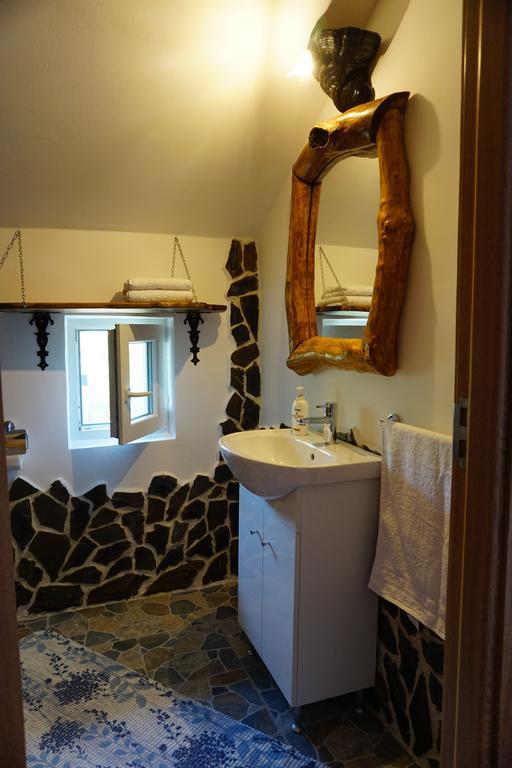 Casa Vlad Hotel Haţeg Buitenkant foto